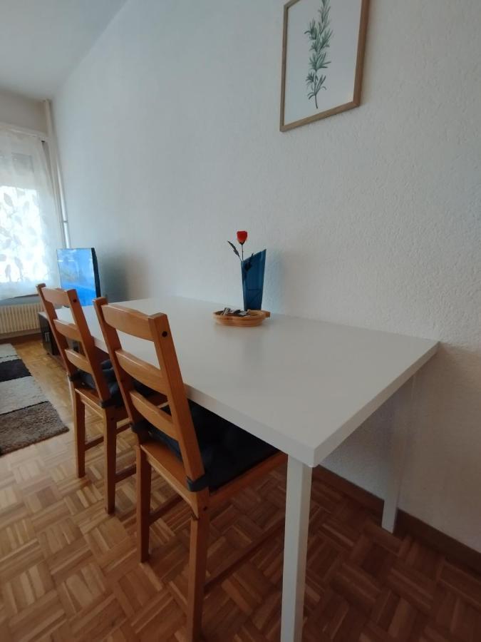 Studio, 4-7 Mins To Bern Main Station By Train Apartment Екстериор снимка